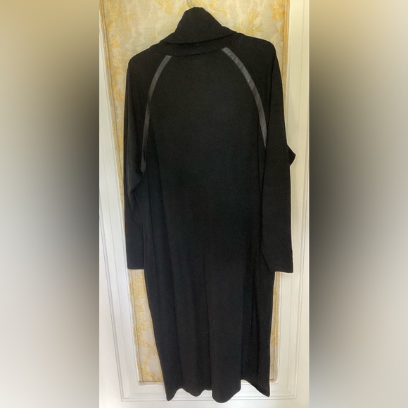 Basic Black JerseyCowl Sheath - Picture 3 of 9